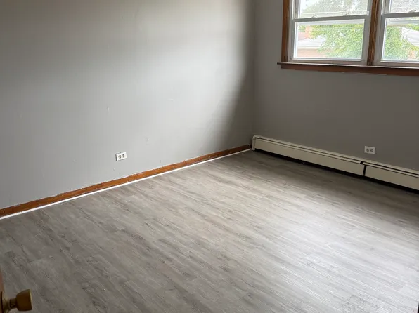 1137 W 127th Pl APT B1, Riverdale, IL 60827