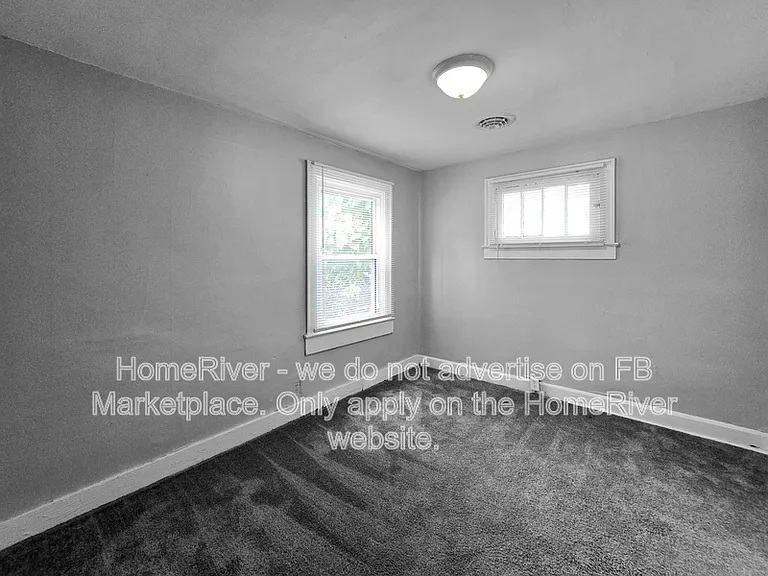 4311 E 30th St — Photo 9