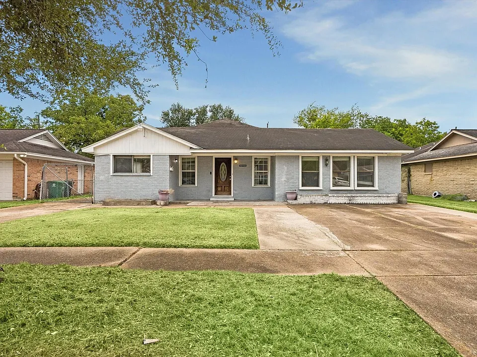 10910 Keese Dr