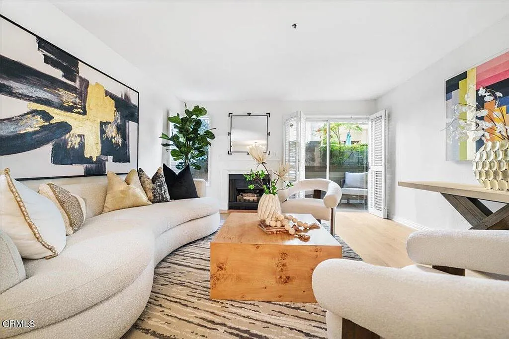 2 bed, 2.5 bath, 1197 sqft, $3,850 — Photo 1