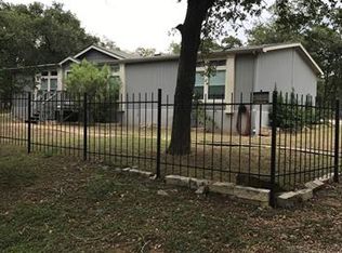 229 Texas Oak Dr, Cedar Creek, TX 78612