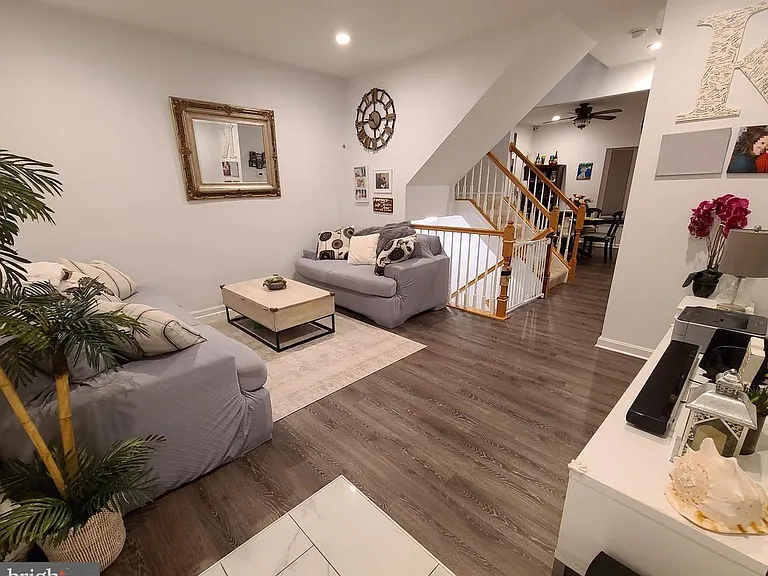 133 Myrtle Ave — Photo 3
