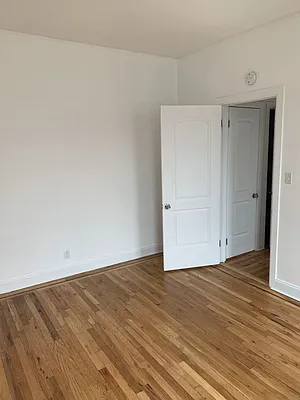 Rented by Grand Group Realty | media 5