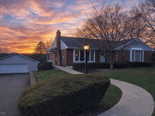 831 Uniontown Rd, Lopatcong Twp., NJ 08865