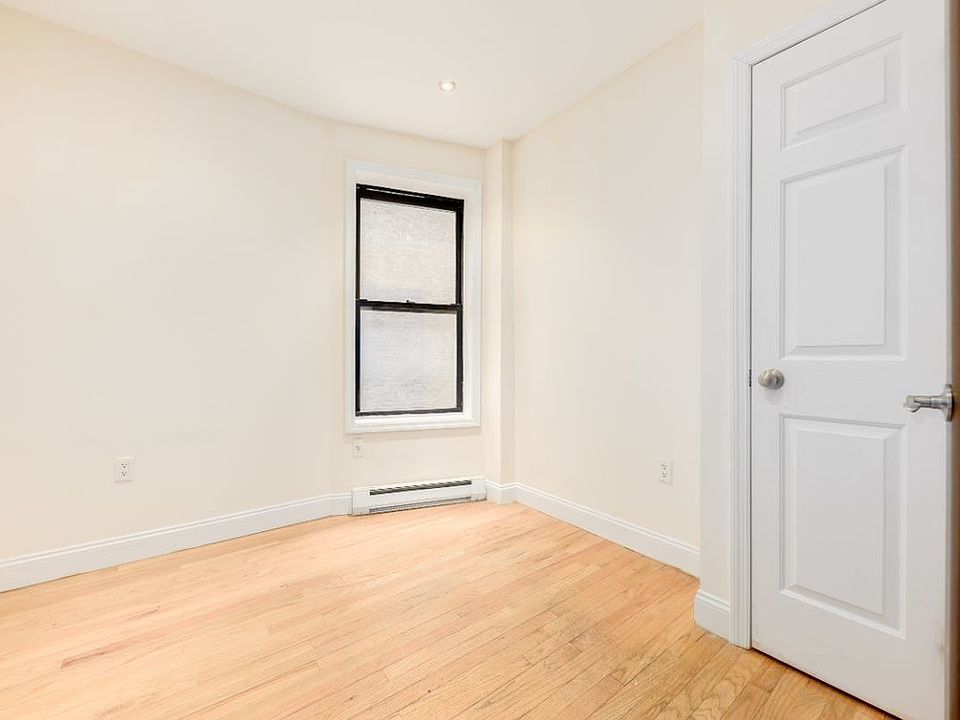 1st image of 207 W 109th St #1F