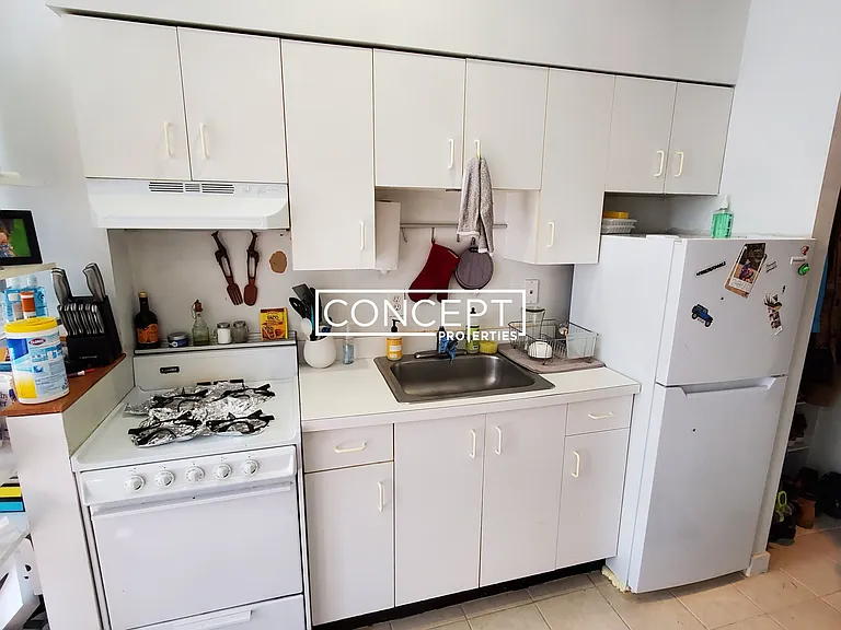 548 Columbus Ave #2 — Photo 5