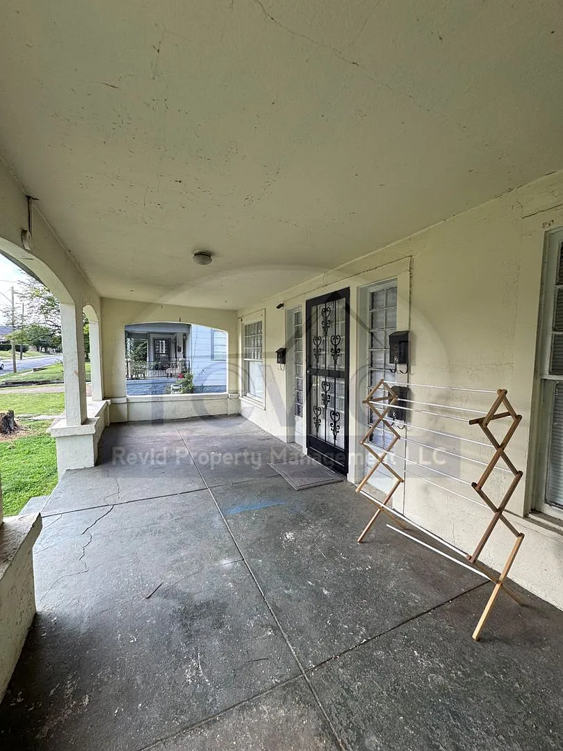 25 S. Barksdale — Photo 4