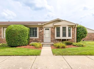 57246 Faircrest Dr, Washington, MI 48094