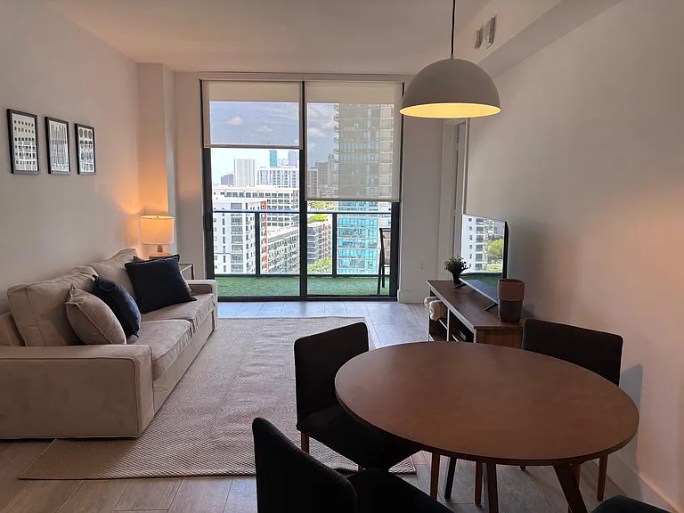 121 NE 34th St #1703 — Photo 25