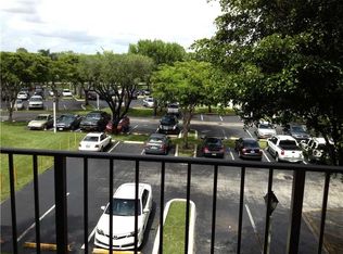 14250 Kendale Lakes Dr, Miami, FL 33183