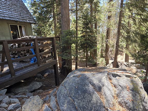 4th image of 57501 Crest Drive