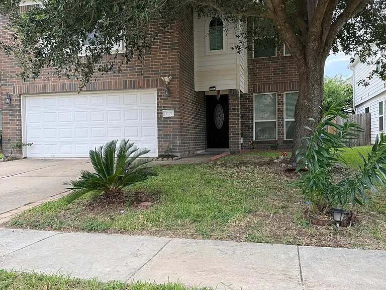 3207 Zephyr Glen Way — Photo 2