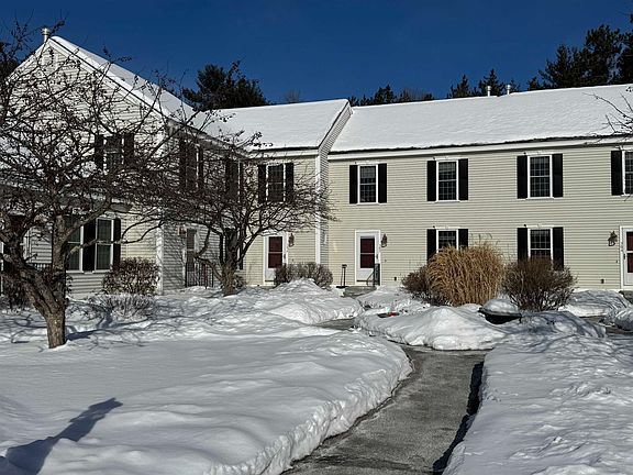 2nd image of 306 River Grant Drive #306