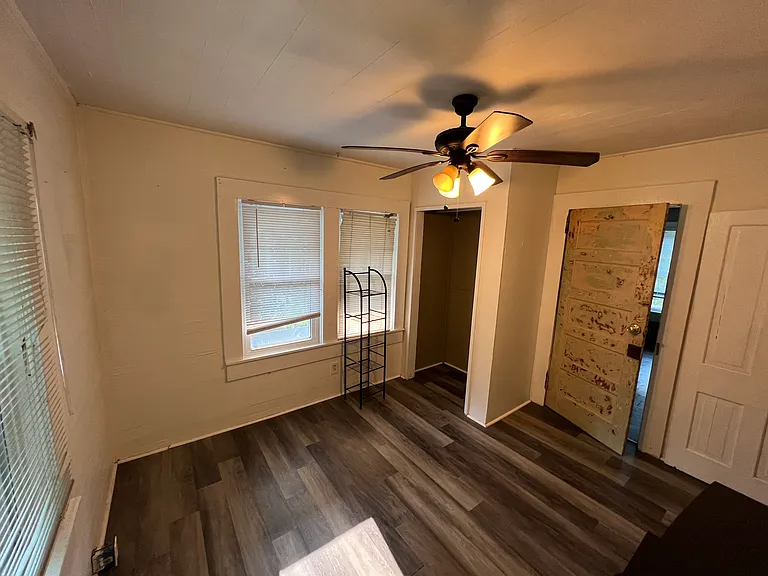 Gibbs Dr — Photo 16