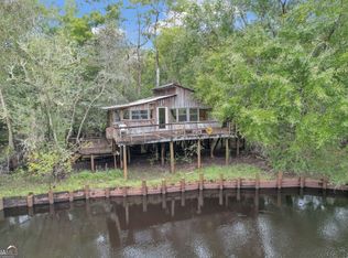 1 Lewis Lndg, Nahunta, GA 31553