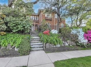 612 Elmgrove Ave, Providence, RI 02906