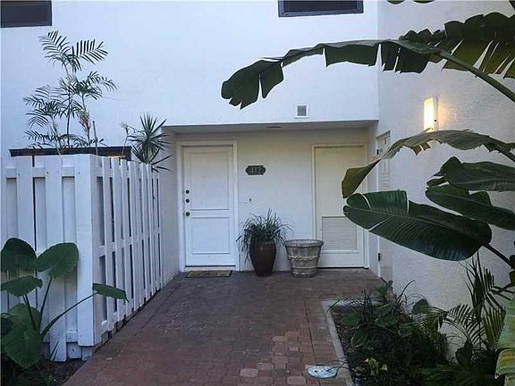 4th image of 412 Poinciana Dr #1714