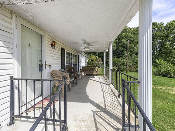 3rd image of 8125 Brickyard Rd