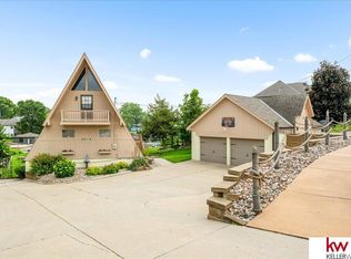 9310 Clubhouse Cir, Plattsmouth, NE 68048