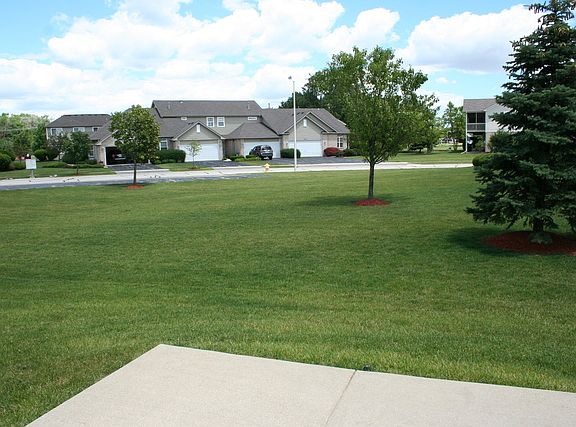 5th image of 18423 Millennium Dr