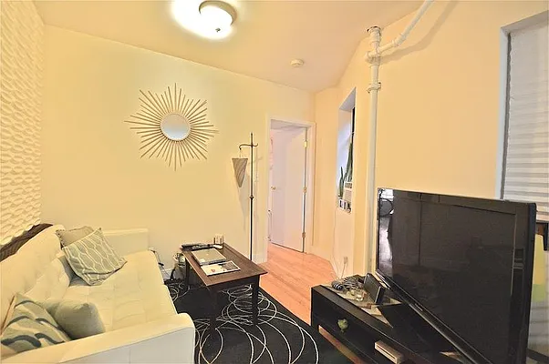 Rented by Maz Group NY | media 14