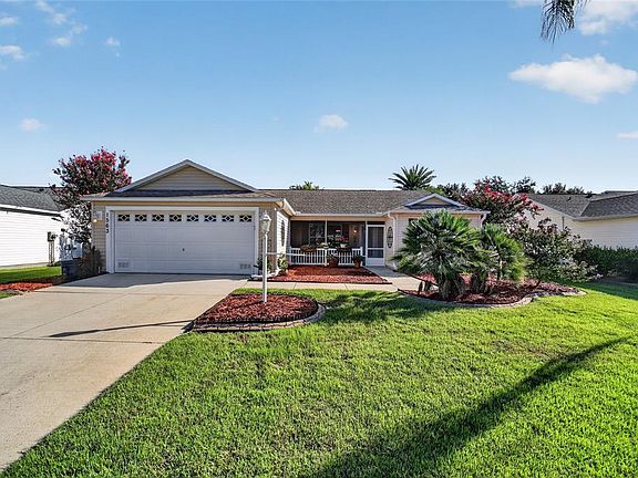 2nd image of 1563 HOLLYBERRY PLACE