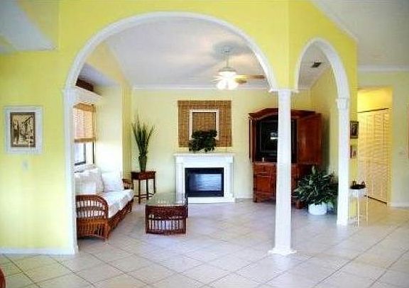 2nd image of 10533 NW 10th Ct #D-114