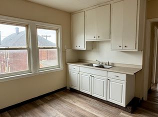 15 Sunset St #2, Buffalo, NY 14207