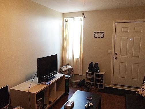 2nd image of 2417 W Fullerton Ave #Garden