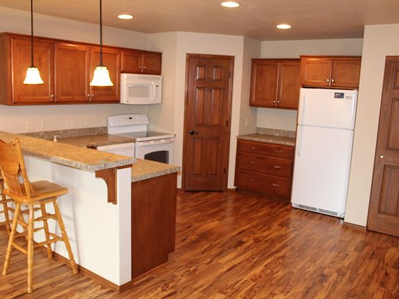 4th image of 10512 Koessl Ln Unit 3