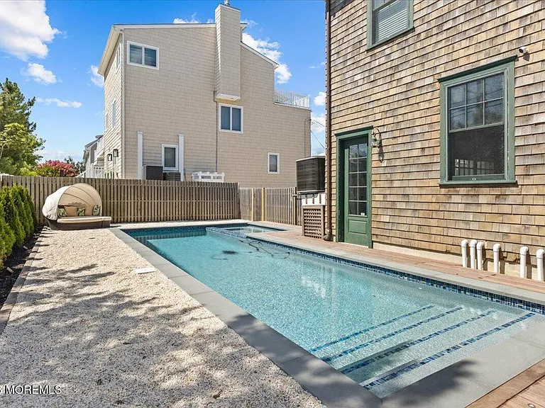 1043 Barnegat Ln — Photo 81