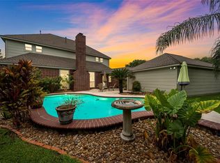16302 Heather Bend Ct, Houston, TX 77059