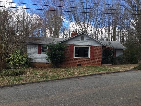 2nd image of 190 Yelton St