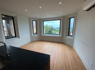 29 9th St #2W, Providence, RI 02906