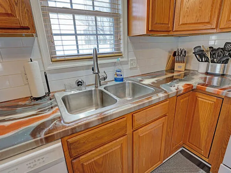 110 Fox Dale Rd — Photo 30