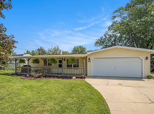 248 27th St N, Springfield, MI 49037