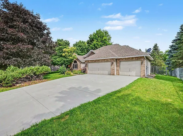 2522 Windsor Ln, Woodbury, MN 55125