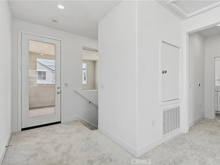 208 Yerba — Photo 39
