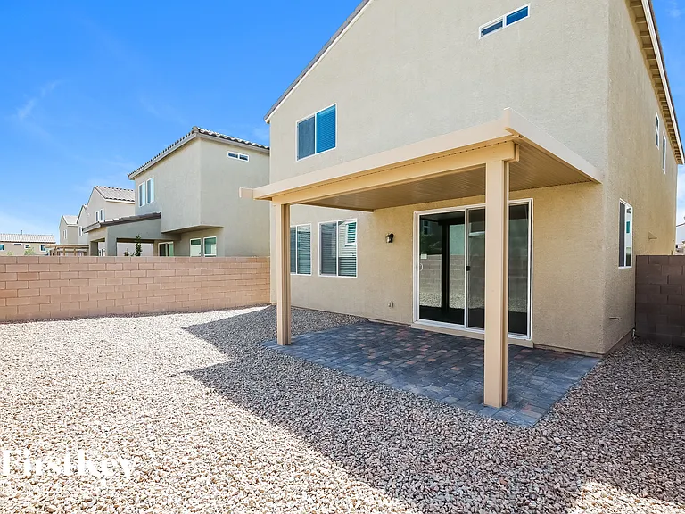4730 Challenger St — Photo 15