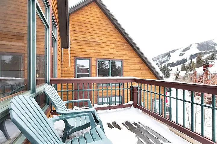 3 bed, 1866 sqft, $3,000 — Photo 2