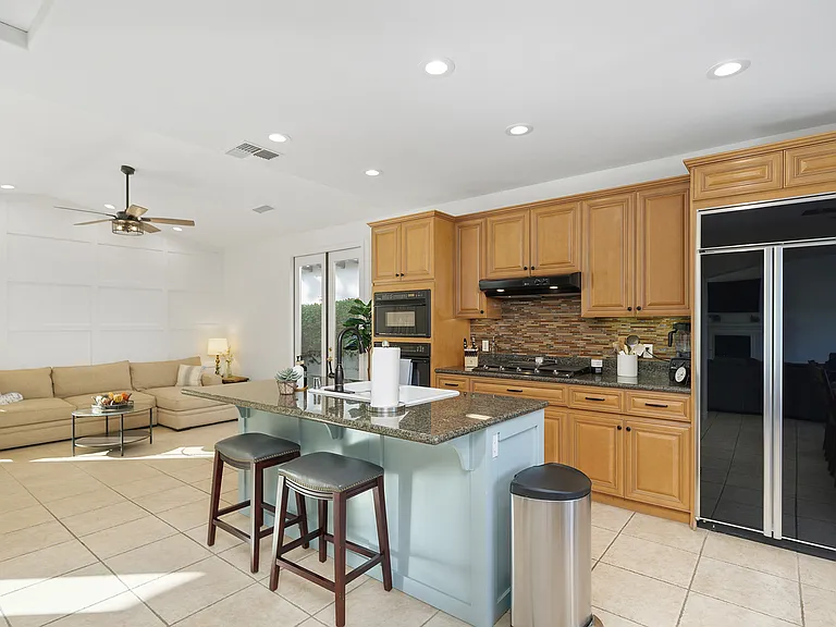 56408 Palms Dr — Photo 9