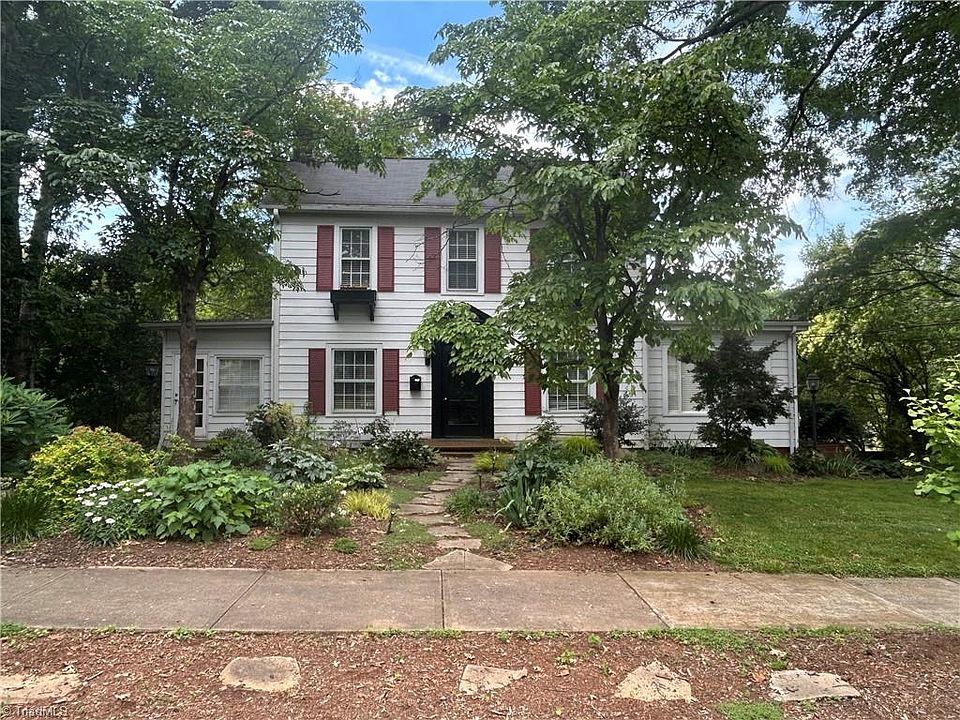 2nd image of 2314 Maplewood Ave