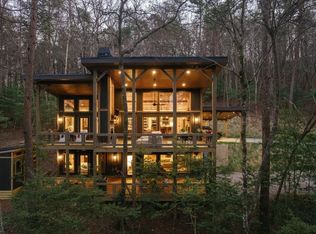 171 Huckleberry Ln, Mineral Bluff, GA 30559