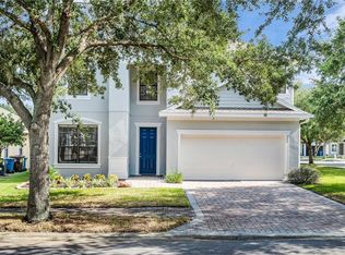 563 Lake Davenport Cir, Davenport, FL 33837