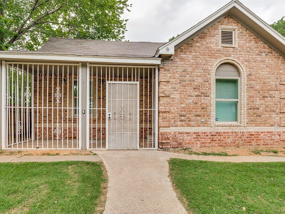 1st image of 2219 Jordan St