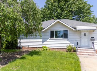29995 Regent Rd, Wickliffe, OH 44092