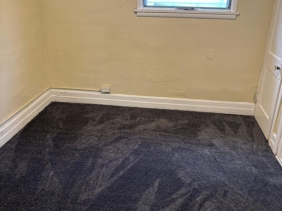 4th image of 3022 Evaline St
