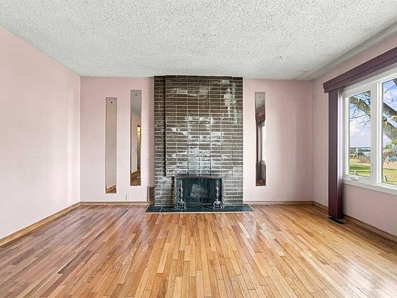 4th image of 556 W Lysander Dr SE