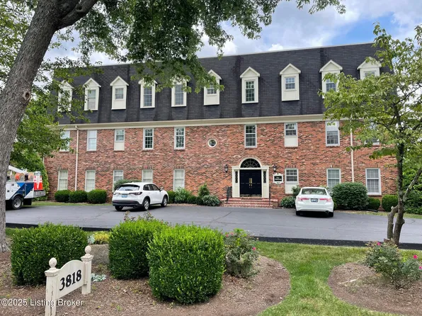 3818 Washington Sq APT 11, Saint Matthews, KY 40207
