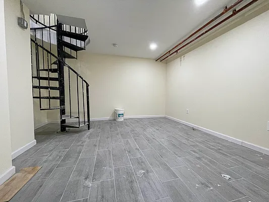 Rented by Coda Real Estate NYC | media 32